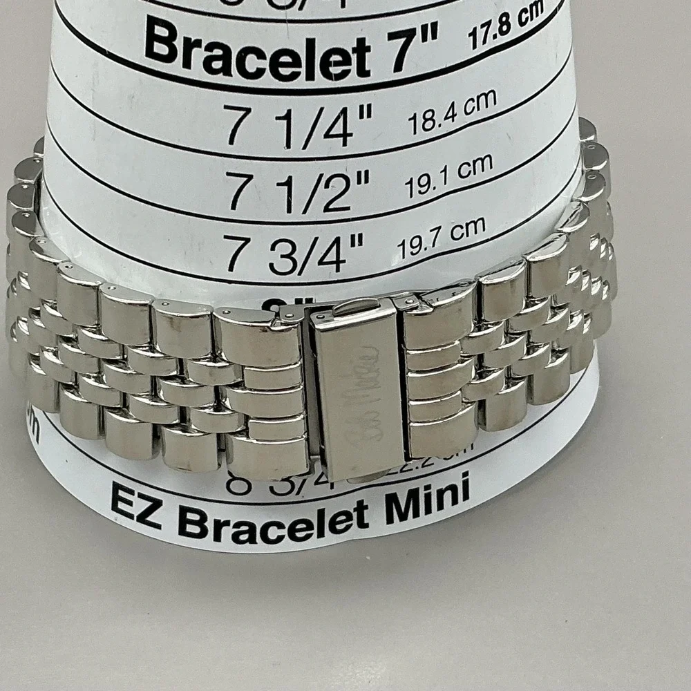 Bob Mackie Womens Watch Silver Dial Silver Tone Bracelet Quartz Analog BMS4010SS
